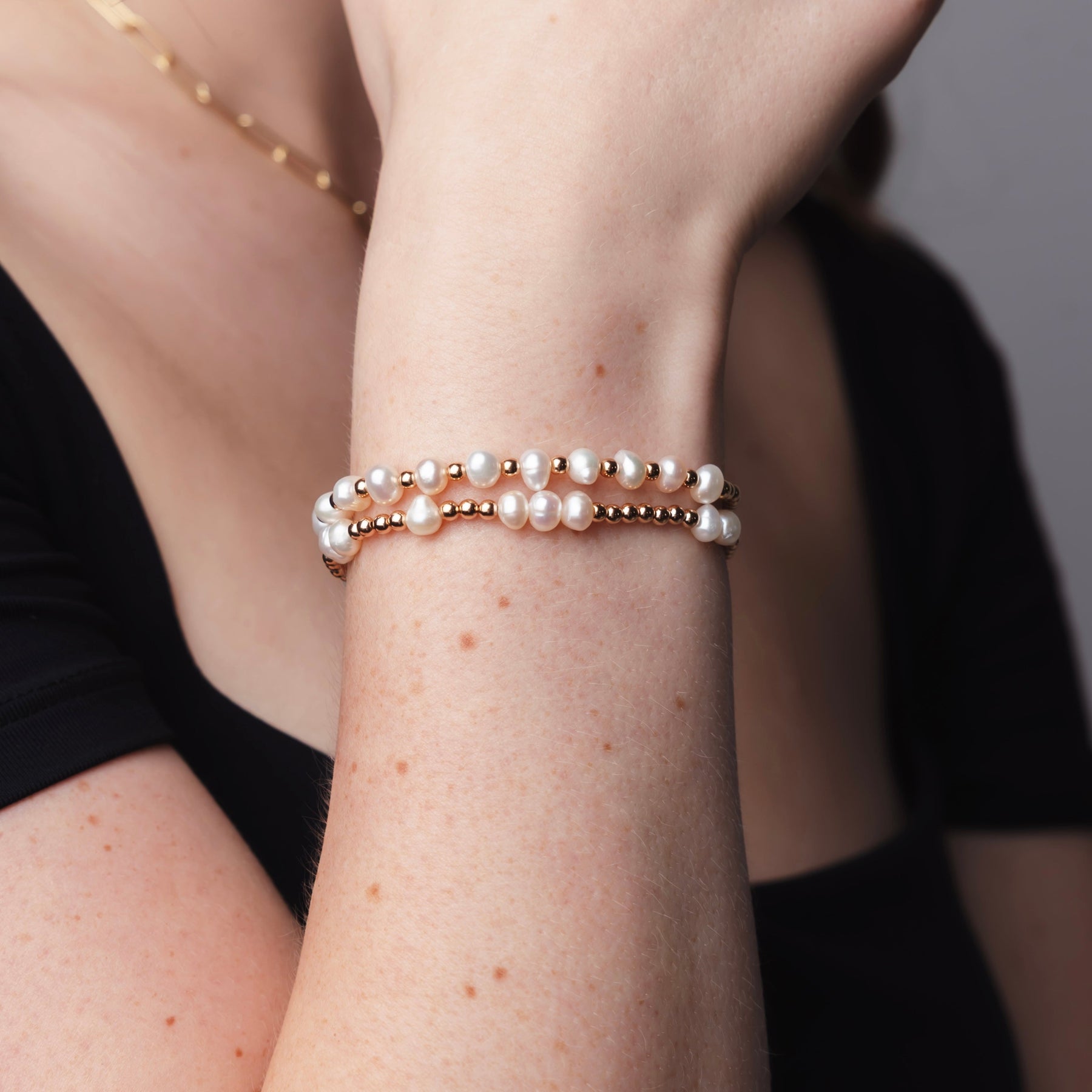 Asymmetrical Bead Bracelet With Pearls