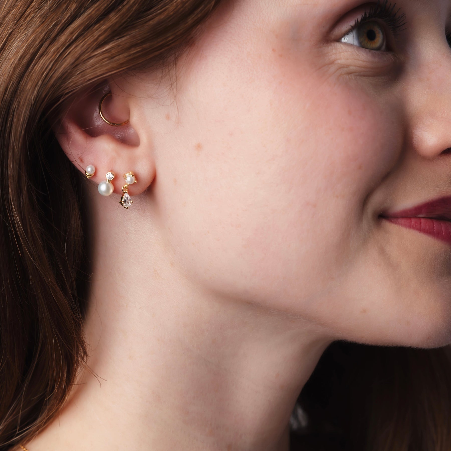 Pearl Flat Back Single Studs
