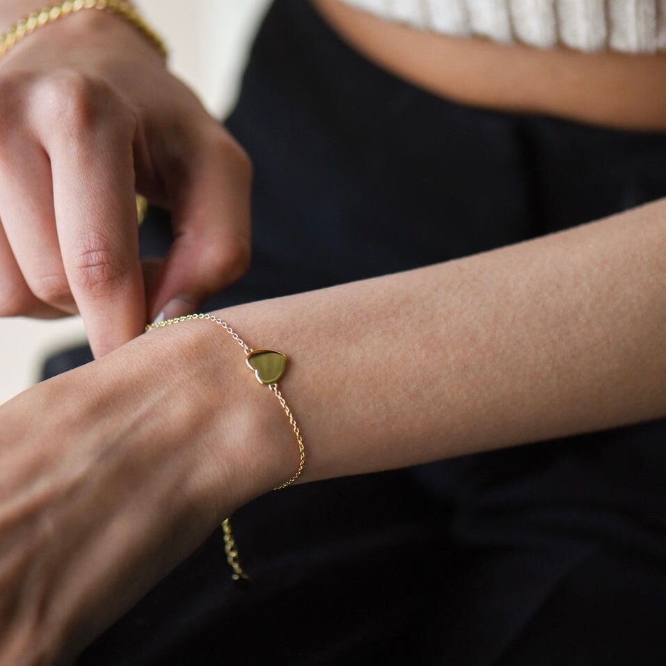 Ava Delicate Heart Bracelet