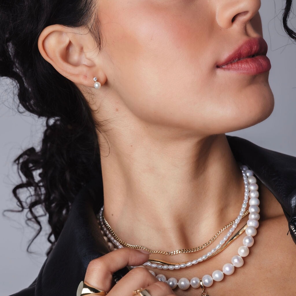 10K Pearl Drop Studs