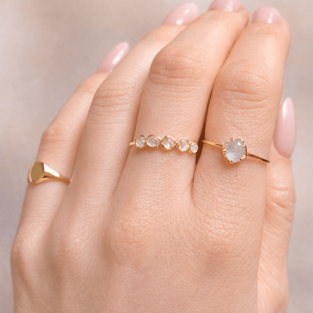 10K Gold Yasi Blue Aquamarine Cabochon Ring