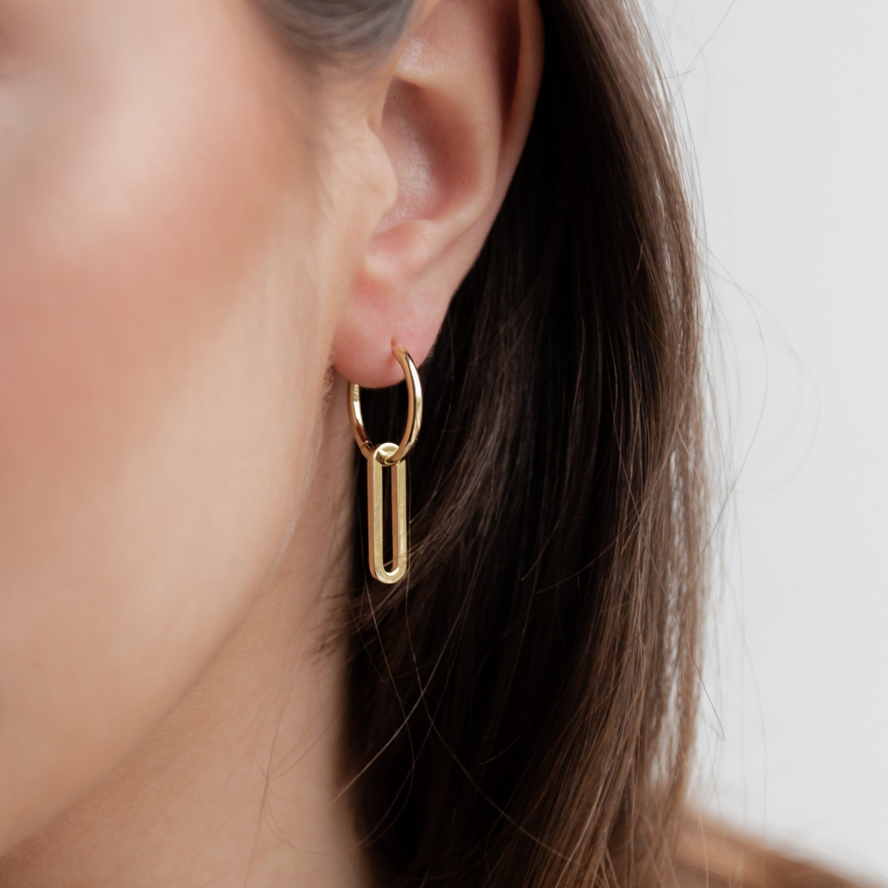 Karmina Chain Huggies