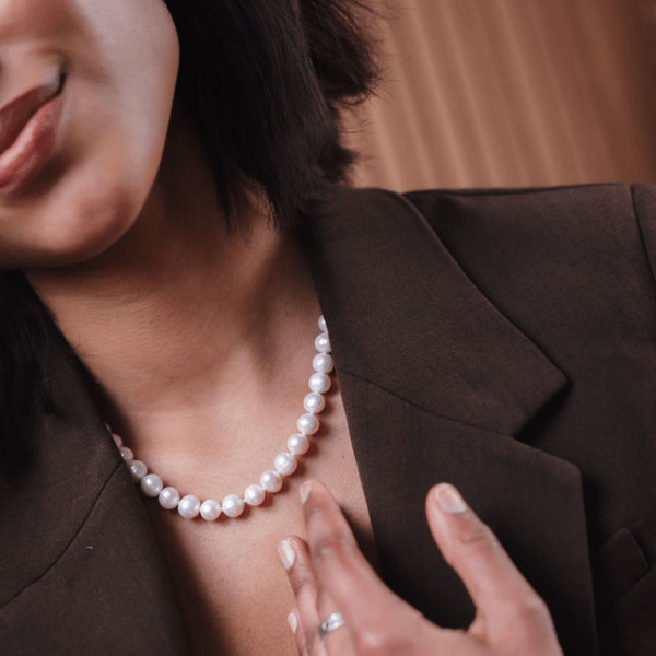 Classic Pearl Necklace