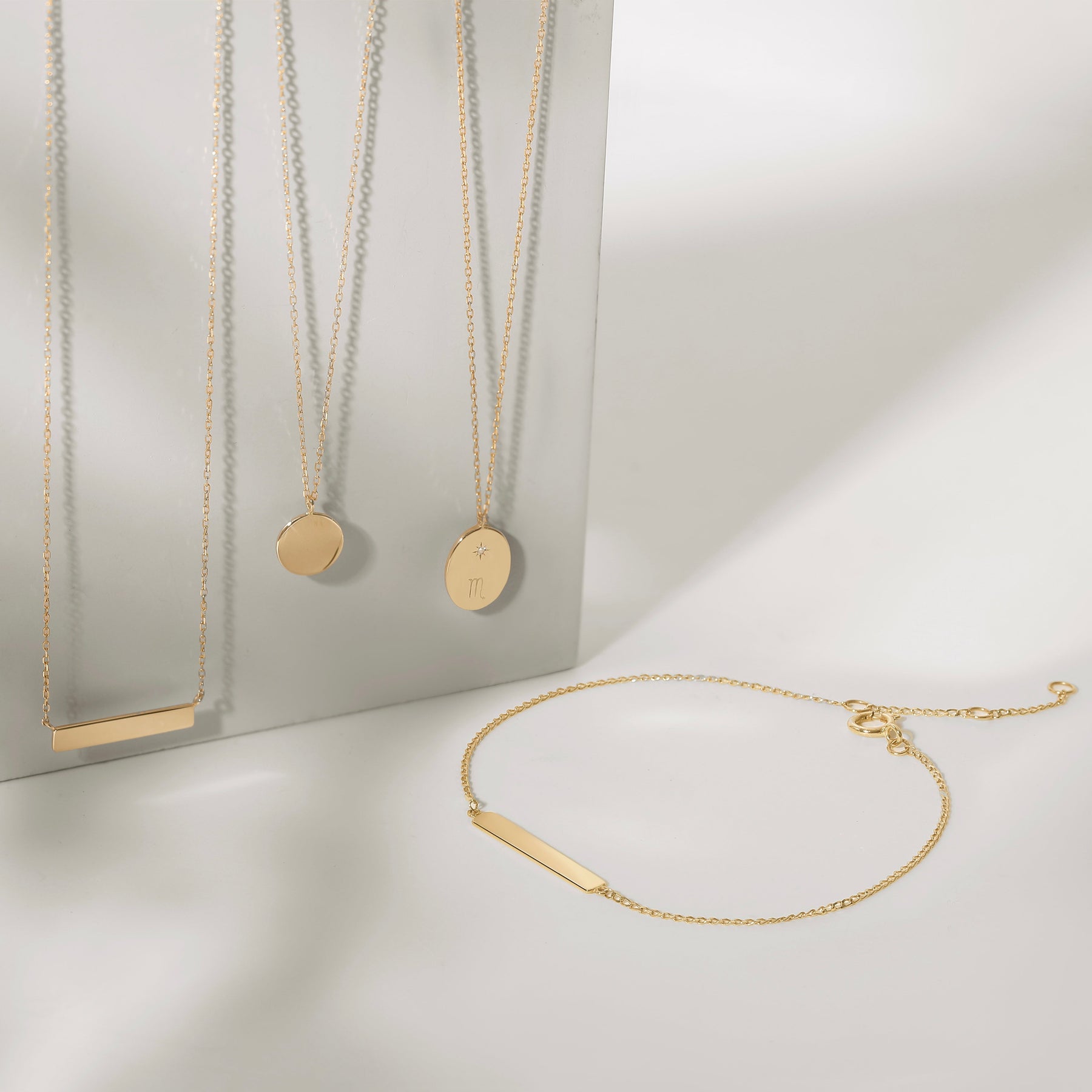 14K Gold Mimi Tiny Bar Necklace