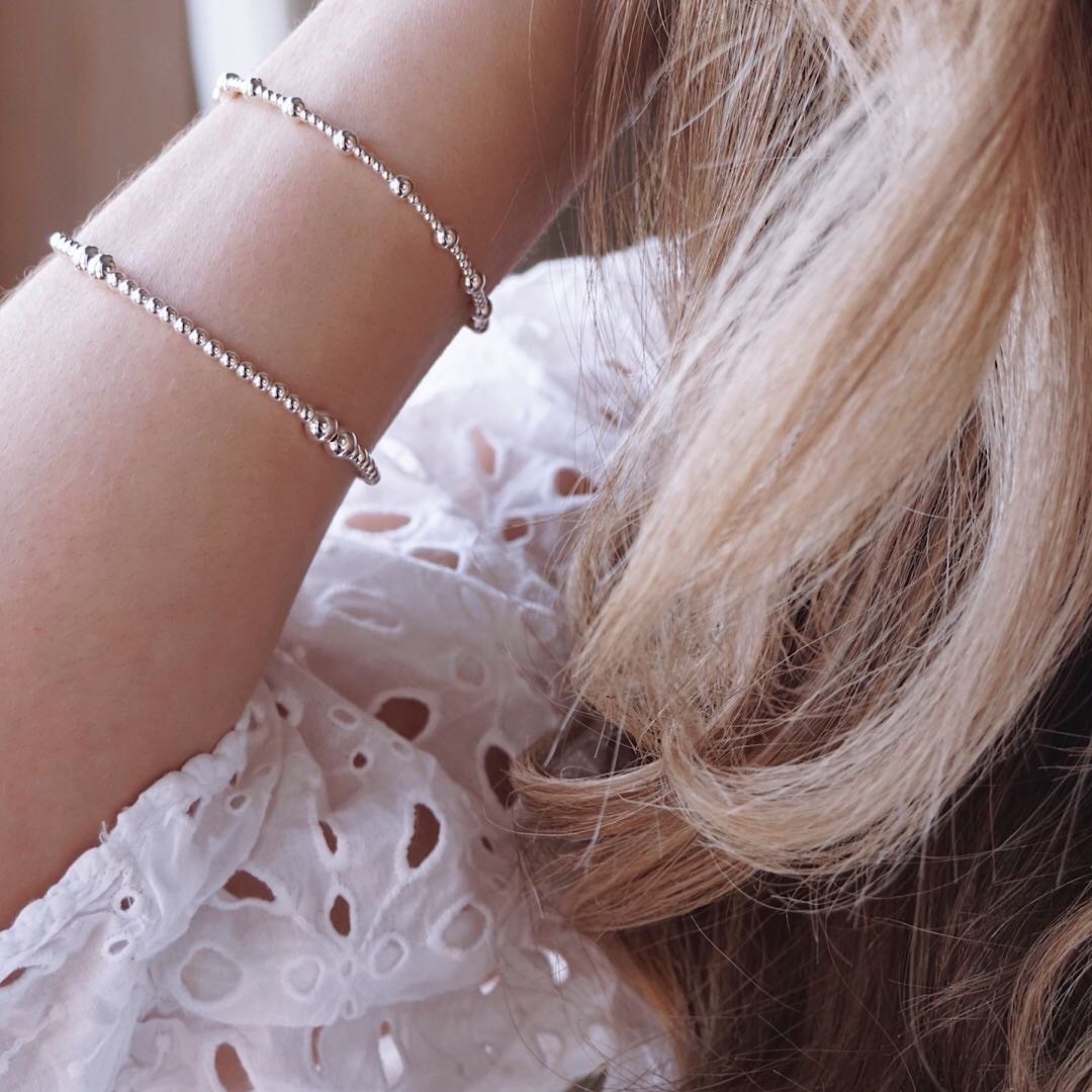 Erin two-Sized Ball Bracelet - Suetables