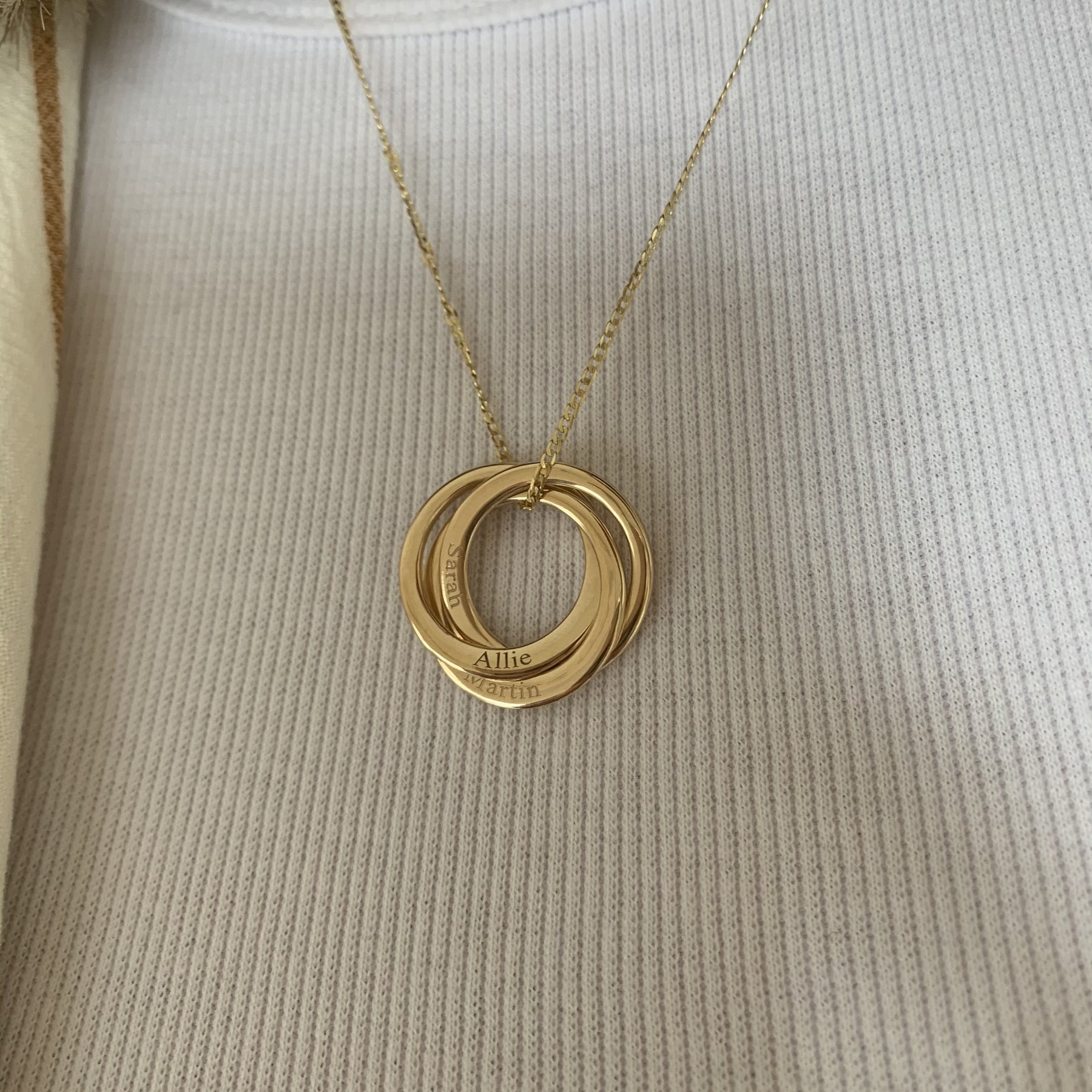 Mini Pia Trinity Gold