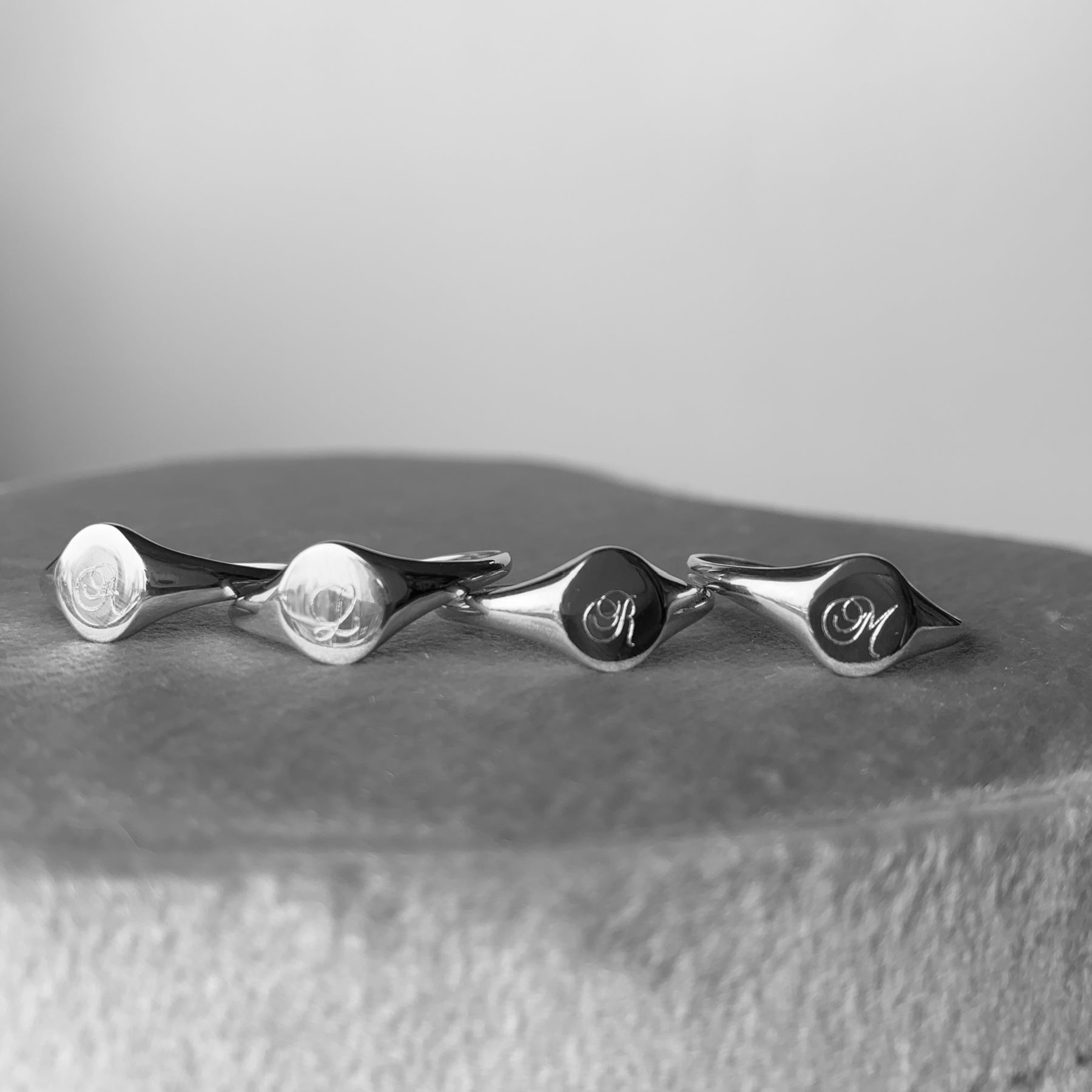 Lenny Signet Ring