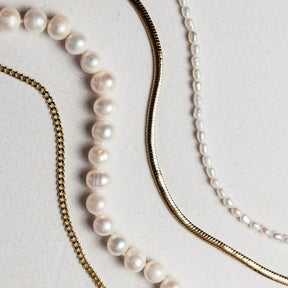 Classic Pearl Necklace