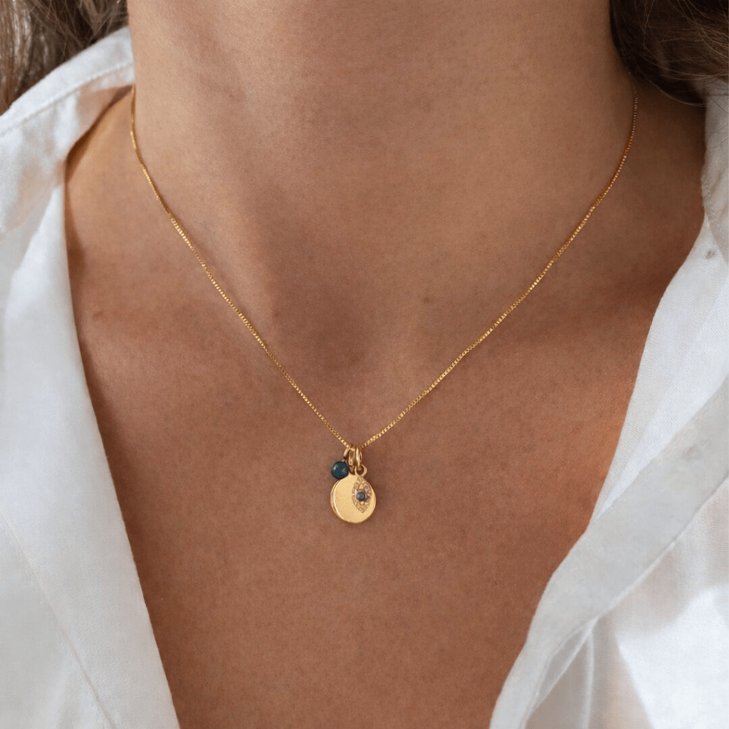 14K Hold the Light Sapphire and Diamond Engravable Necklace