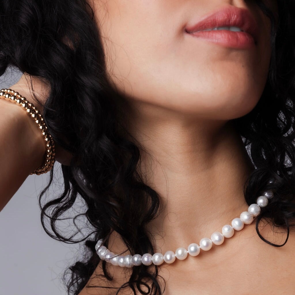 Classic Pearl Necklace