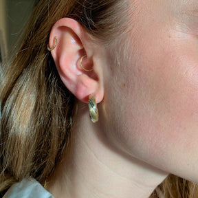 10K Chunky Twisted Huggies