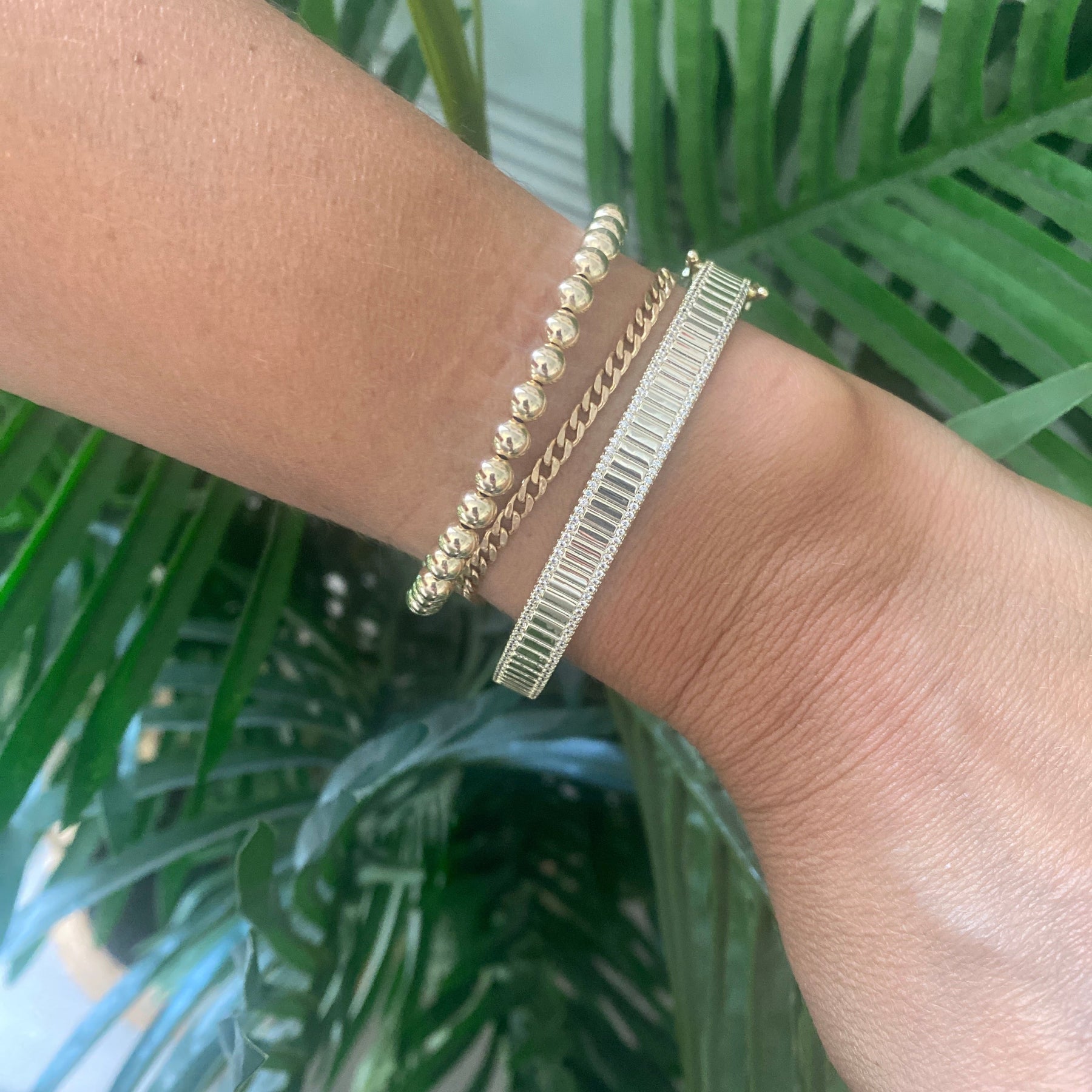 CZ Outline Fluted Bangle