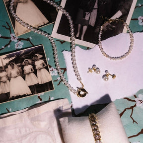 Pearl Necklace with Toggle Clasp