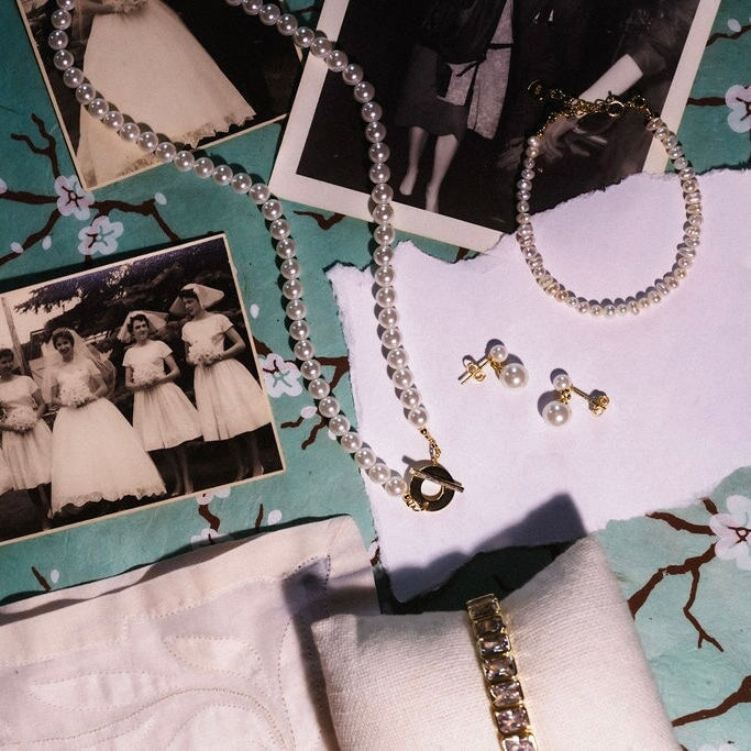 Pearl Necklace with Toggle Clasp