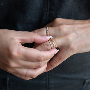 14K Gold Wavy Ring