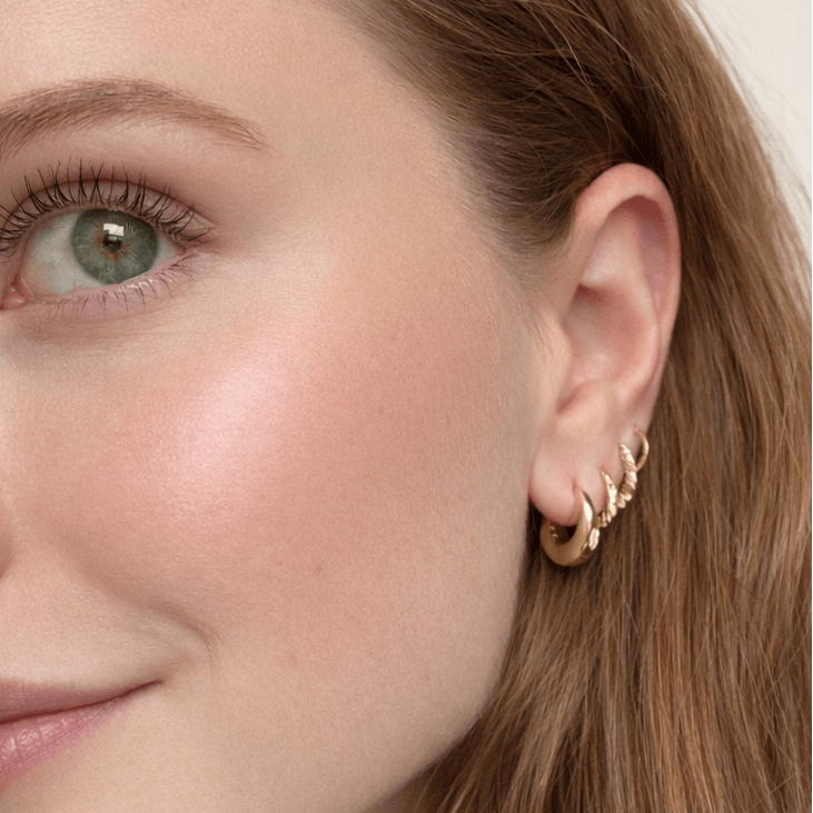 Chunky Teardrop Huggie