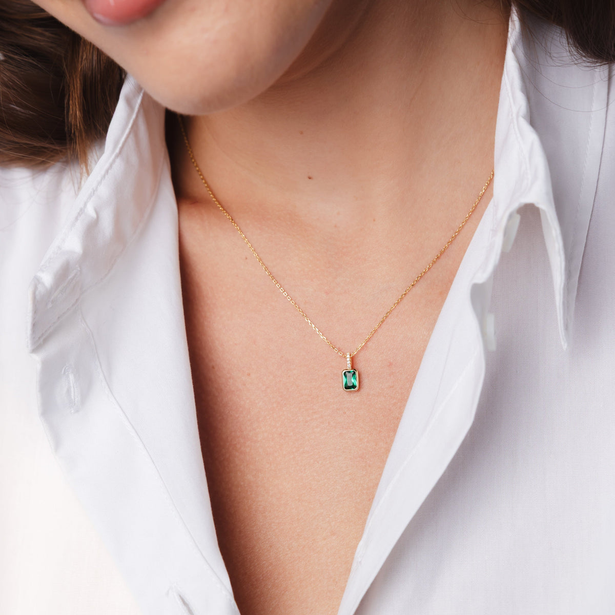 Emerald Bezel Pendant Necklace
