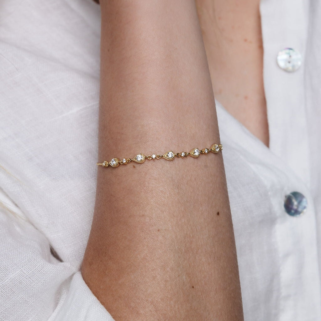 Drops By The Sea Bracelet