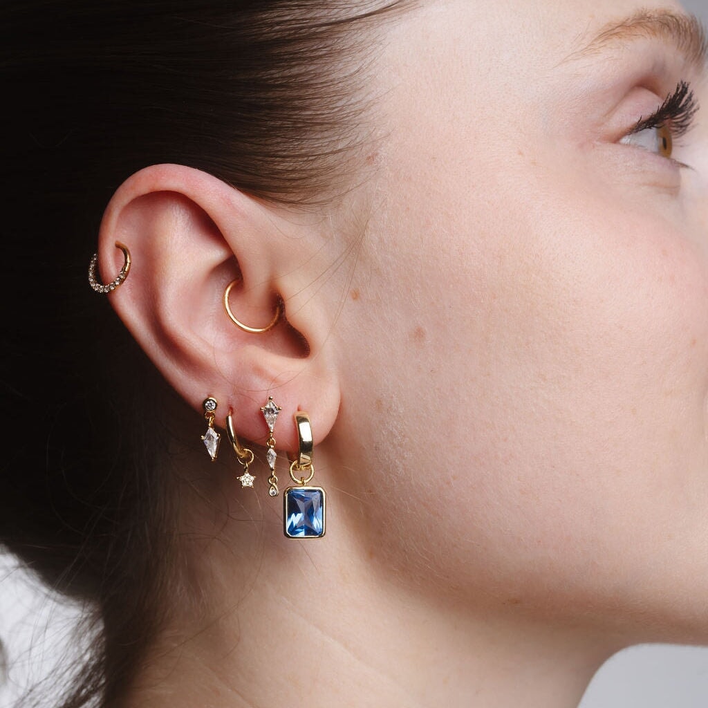 Flat back Single drop studs - 3 stones