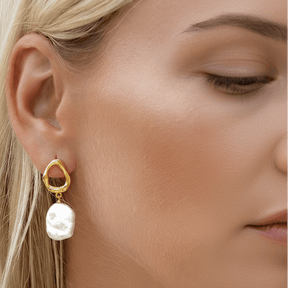Baroque Bold Pearl Drop