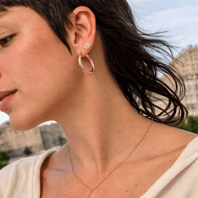 Coquille Shell Studs