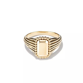 Anna Signet Ring