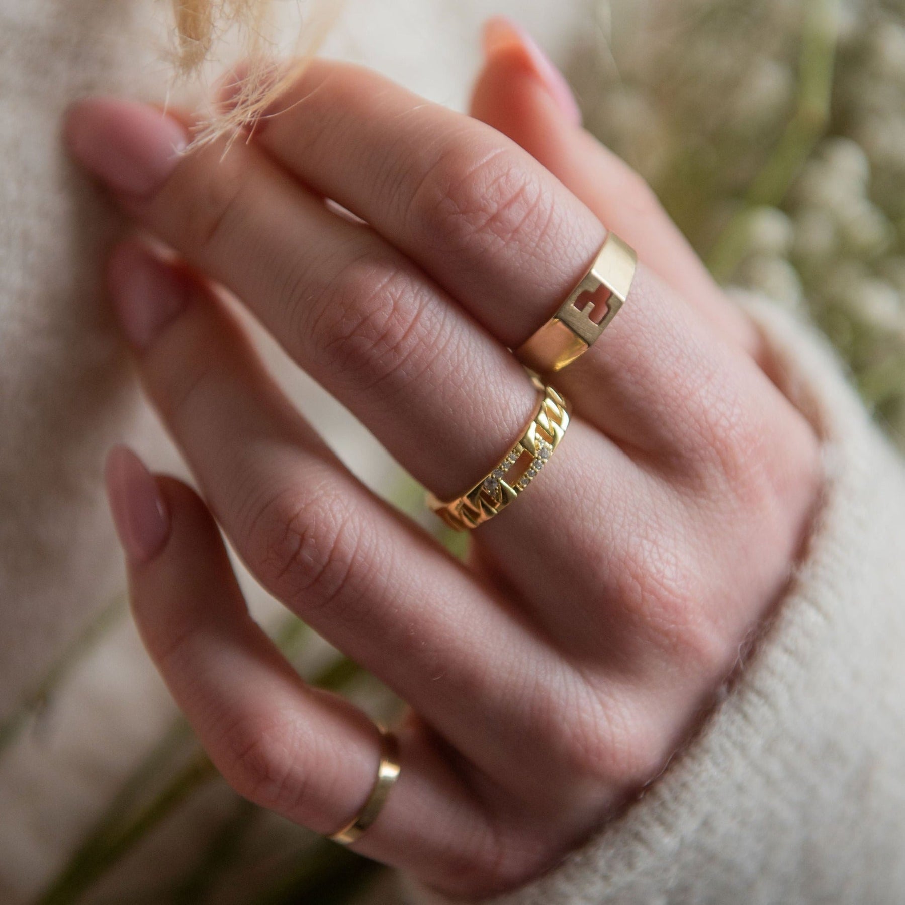 10K Gold Michelle Initial Ring